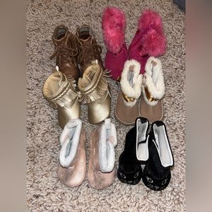 Baby girls lot of boots size 6-12m